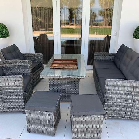 Deluxe First Line Villa Perivolia Bagian luar foto
