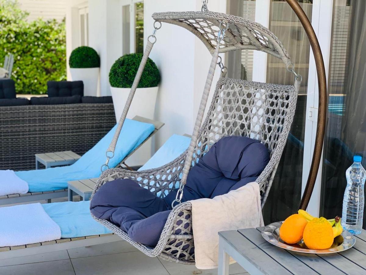 Deluxe First Line Villa Perivolia Bagian luar foto