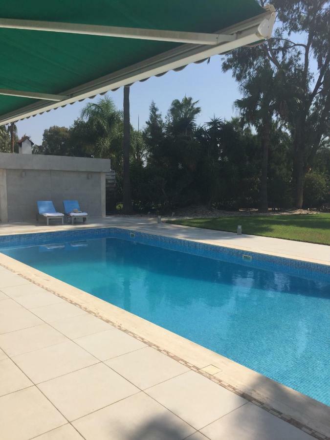 Deluxe First Line Villa Perivolia Bagian luar foto