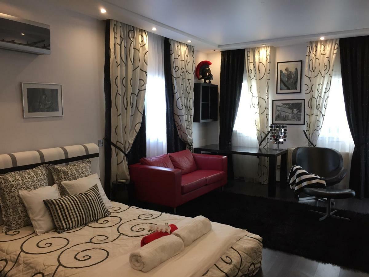 Deluxe First Line Villa Perivolia Bagian luar foto