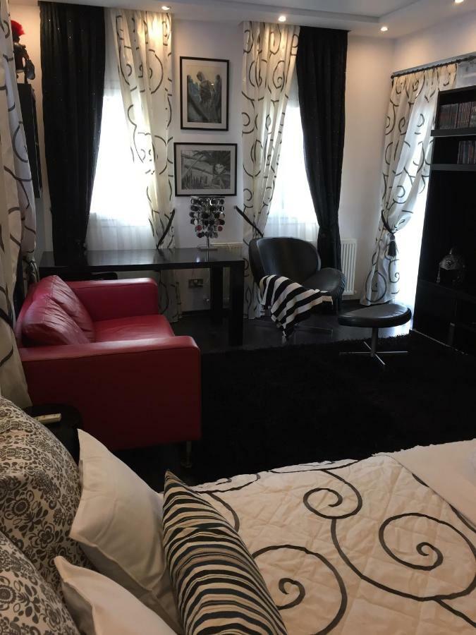 Deluxe First Line Villa Perivolia Bagian luar foto
