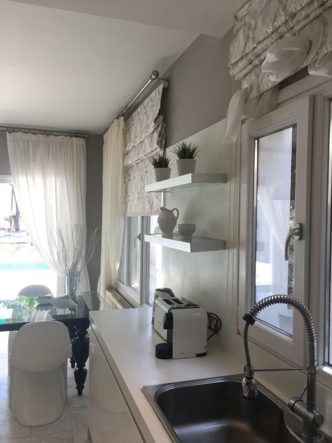 Deluxe First Line Villa Perivolia Bagian luar foto