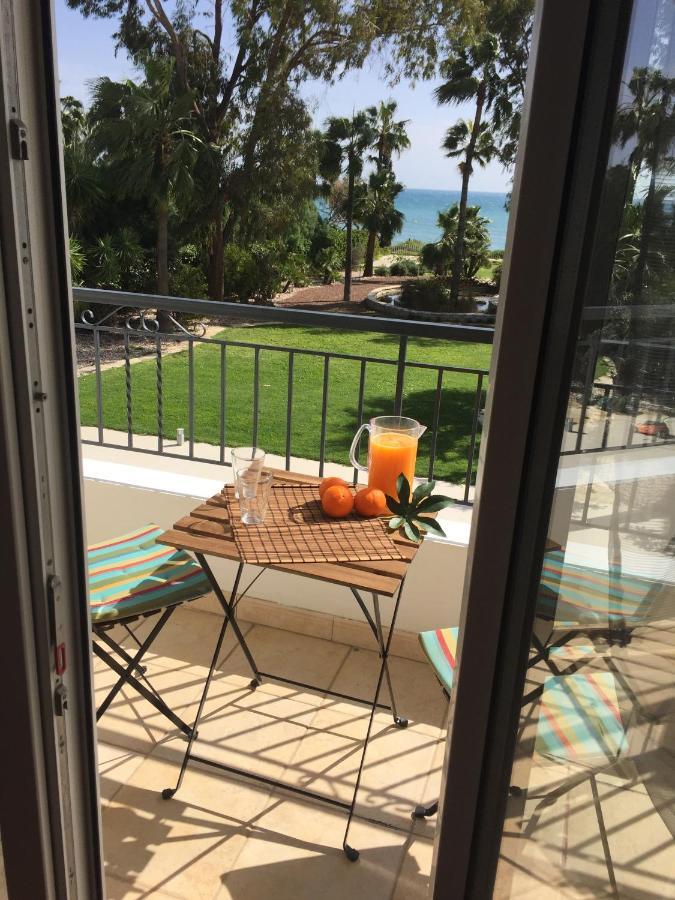 Deluxe First Line Villa Perivolia Bagian luar foto