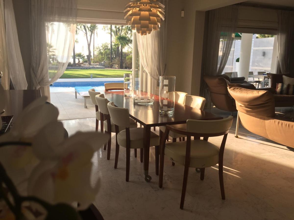 Deluxe First Line Villa Perivolia Bagian luar foto